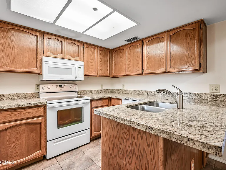 170 E Guadalupe Rd #44 — Photo 8