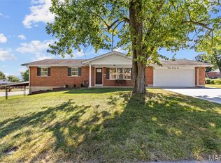 3026 Mamelles Dr, Saint Charles, MO 63301
