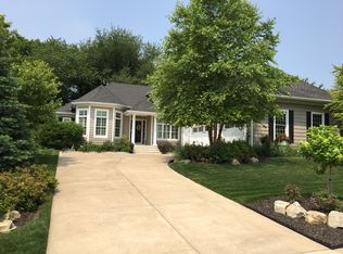 5314 Hugo Rd, Bettendorf, IA 52722