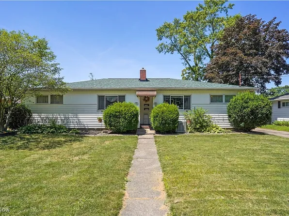 3340 & 3342 Bailey Rd, Cuyahoga Falls, OH 44221