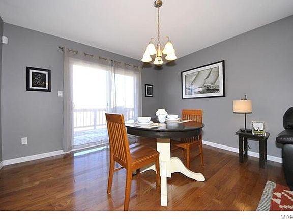 4th image of 813 Country Field Dr