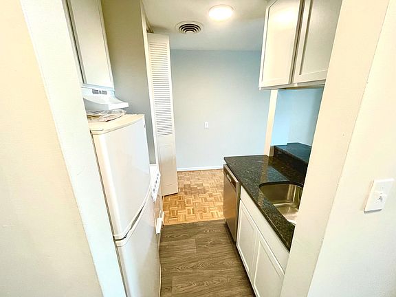 3rd image of 3415 Grove Ave APT H