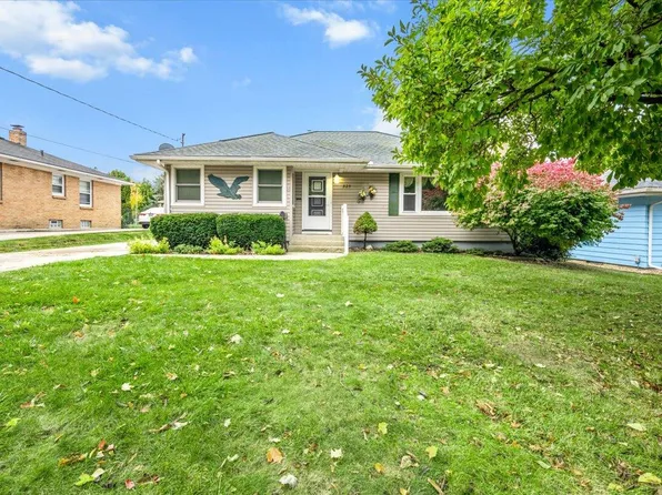 325 Wallinwood Ave NE, Grand Rapids, MI 49503