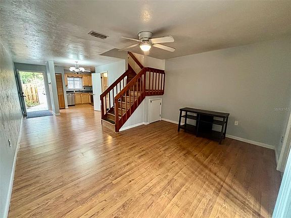 3rd image of 4009 SW 20th Ln