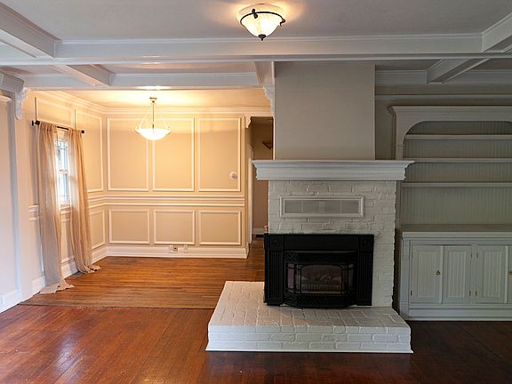 Living Room / Dining Room