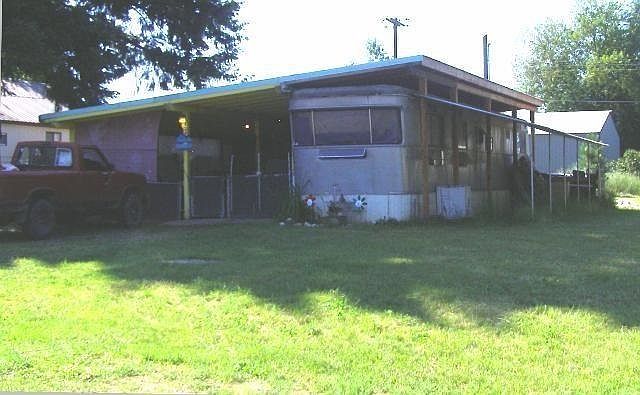 1st image of 424 E D St
