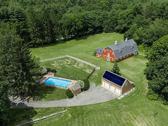 5th image of 304 Warren Rd