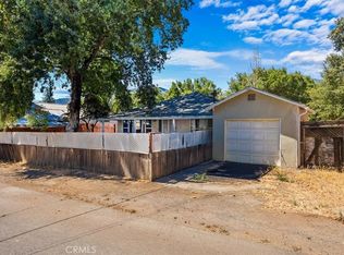 135 Waugh Ln, Ukiah, CA 95482