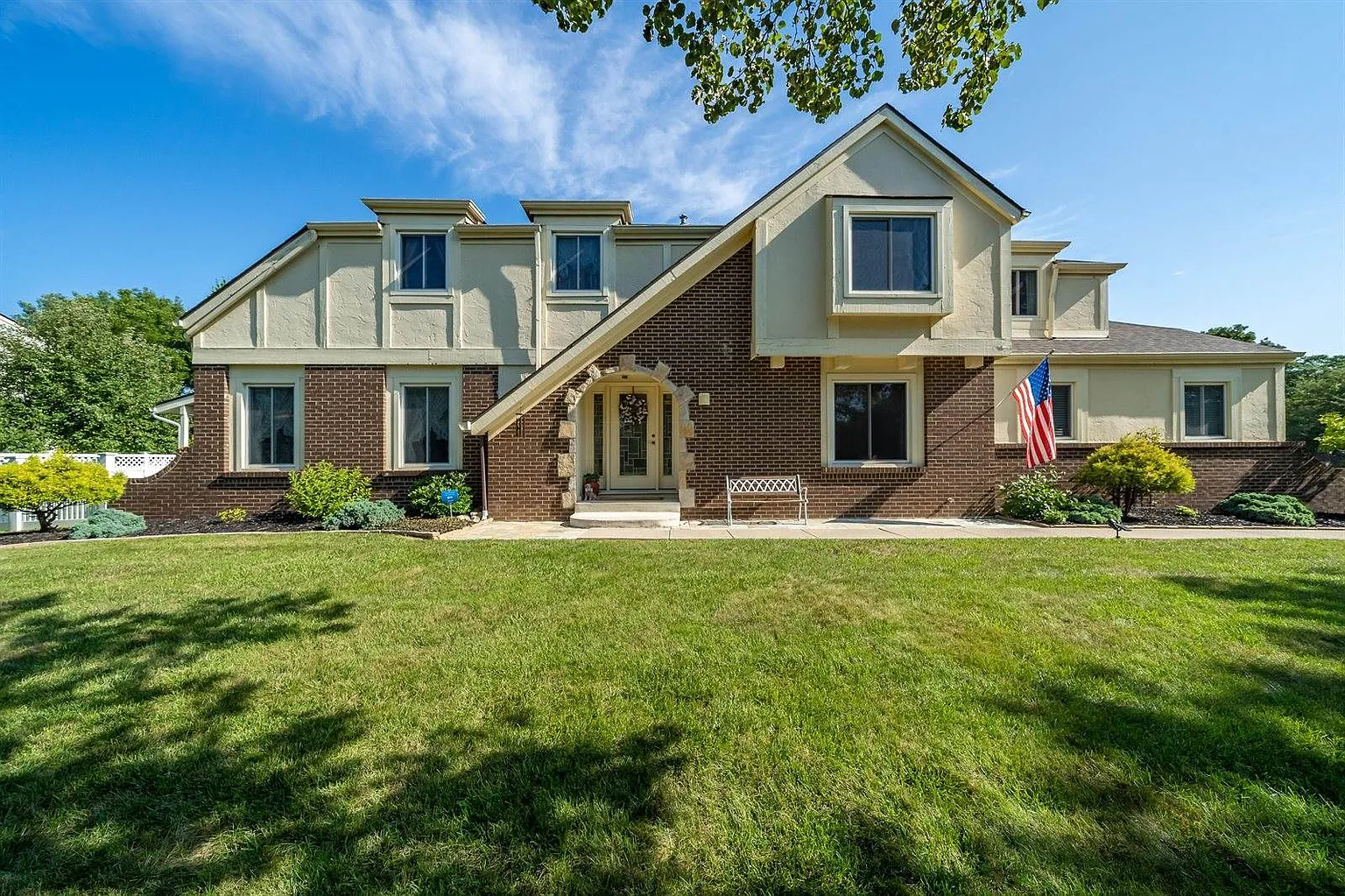 1710 Sioux Ct photo 1