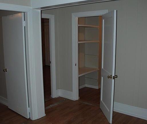 4th image of 571 Lincoln St APT 4