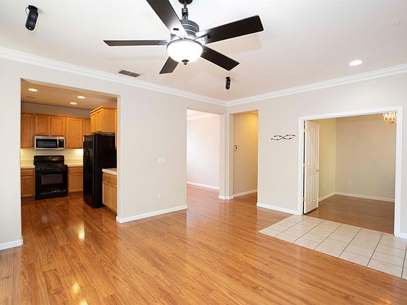 5th image of 211 Natalino Cir