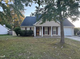 6 S Berrymeadow Ln, Durham, NC 27703