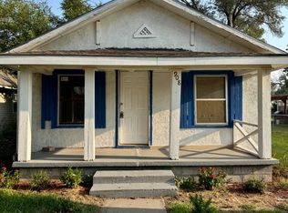 908 E 10th Ave, Hutchinson, KS 67501