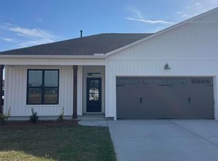 3375 Paragon Poin, Winnabow, NC 28479