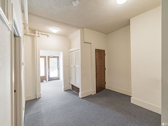 4th image of 4148-4150 24th St