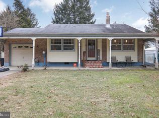 166 Greentree Rd, Turnersville, NJ 08012