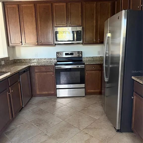 20460 Lagente Cir — Photo 2