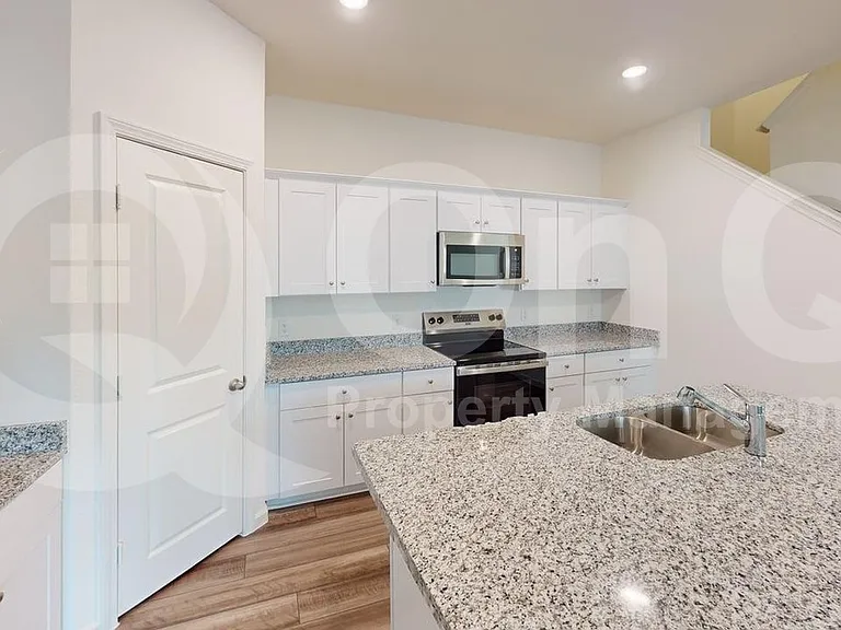4529 Wood Fern Rd — Photo 4