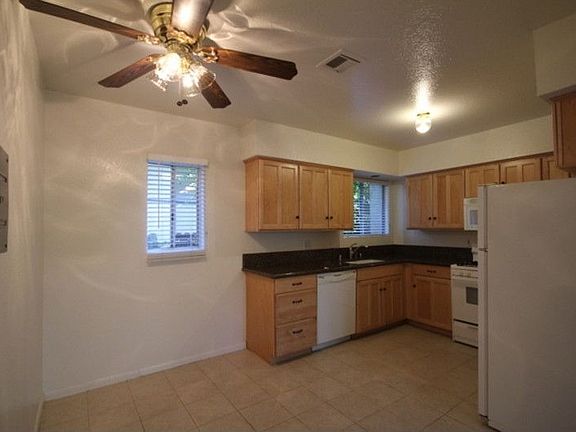 5th image of 746 N Garfield Ave APT 5