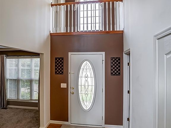 5th image of 1104 Riverwalk Ct