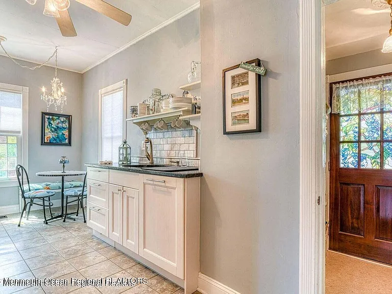 131 Cookman Ave — Photo 2