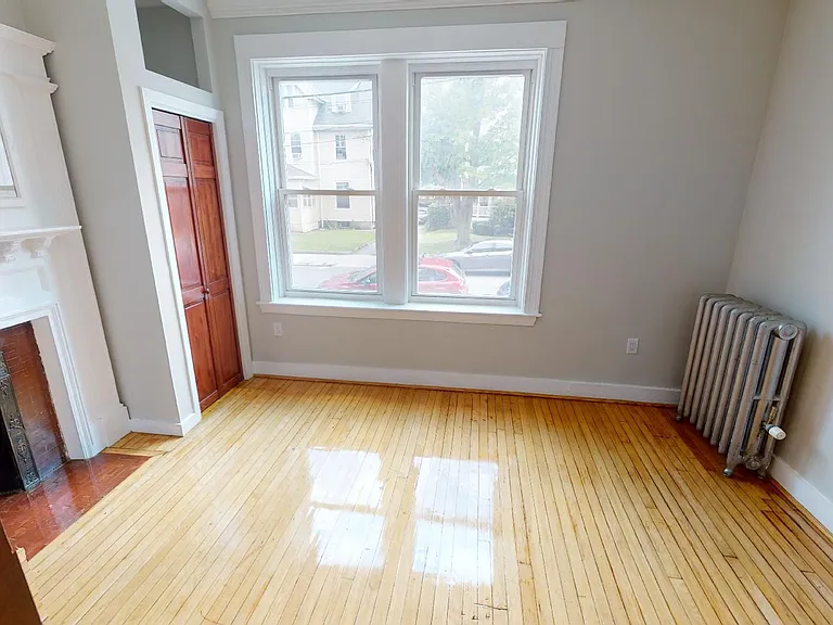 8 Farrington Ave #8A — Photo 22