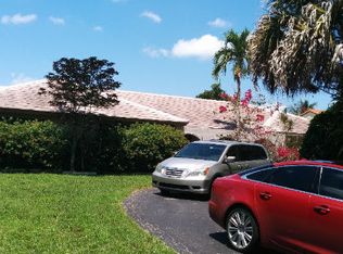 8671 Gatehouse Rd, Plantation, FL 33324