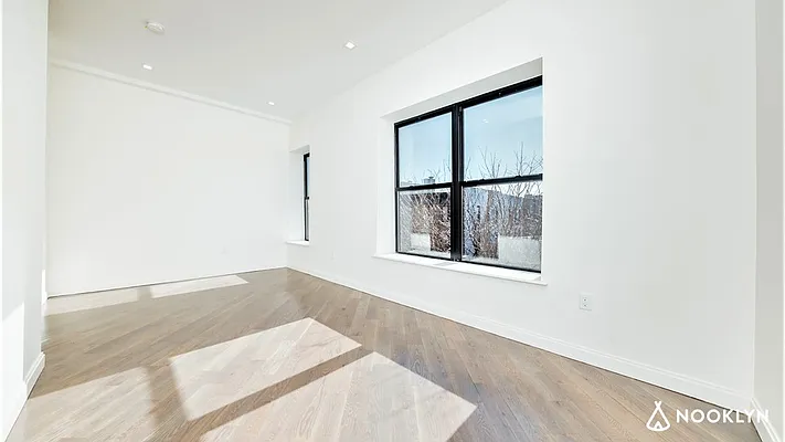 Rented by Nooklyn NYC LLC | media 67