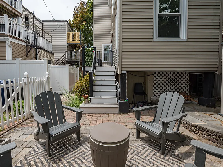 84 H St #1 — Photo 29