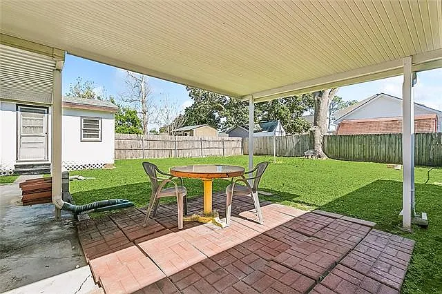 129 Stewart Ave — Photo 22