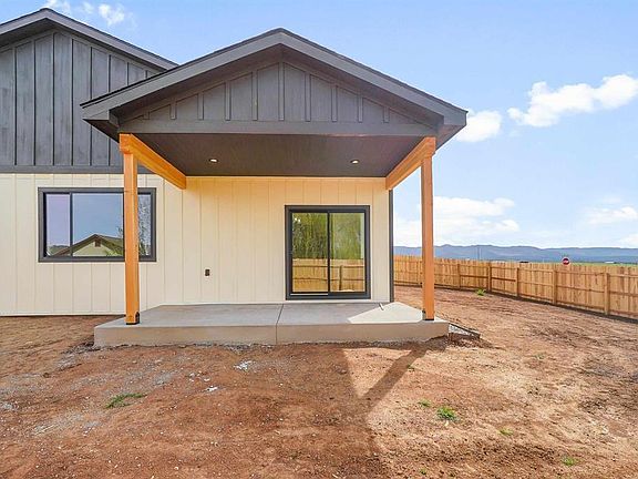 3rd image of 103 Wild Horse Drive