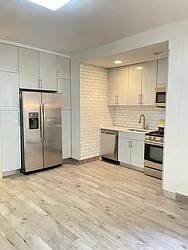 Rented by United Real Estate Fortune