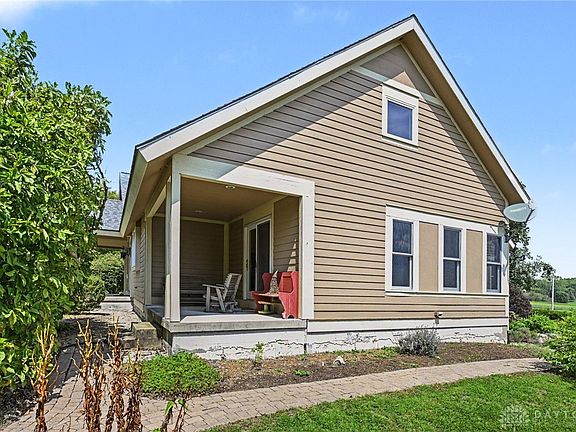 3rd image of 4041 Cortsville Rd