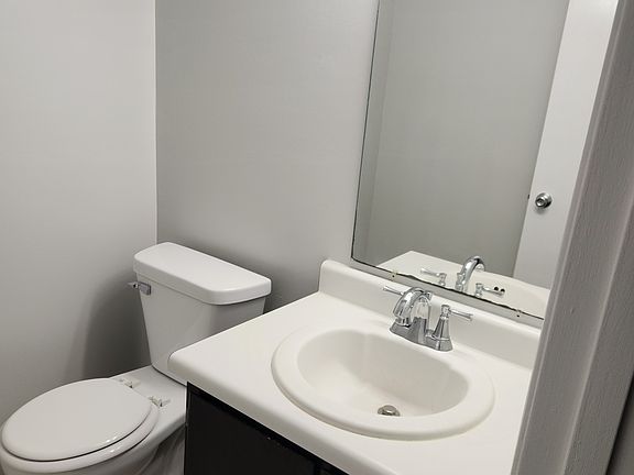 1/2 Both off Front door entry