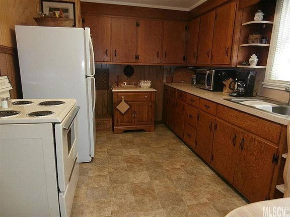 4th image of 530 Wentworth Cres