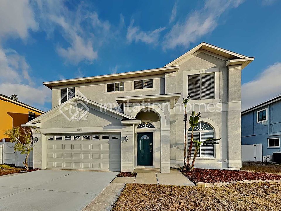 1st image of 12619 Longcrest Dr