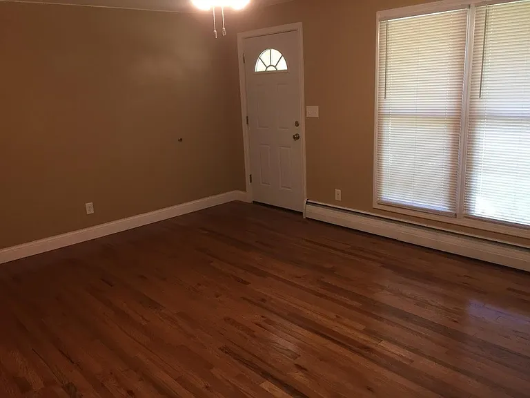 1026 W Lorain St — Photo 18