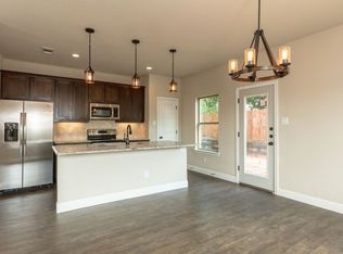 817 Jameson St, Weatherford, TX 76086