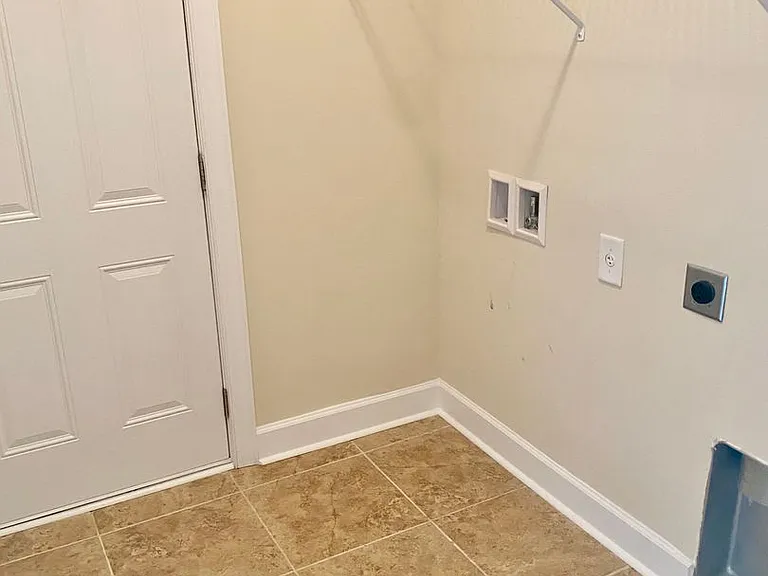 117 Bridgeway Dr — Photo 19