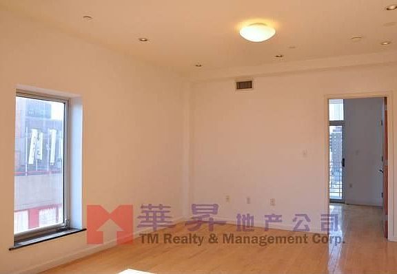4th image of 44-46 Market St
