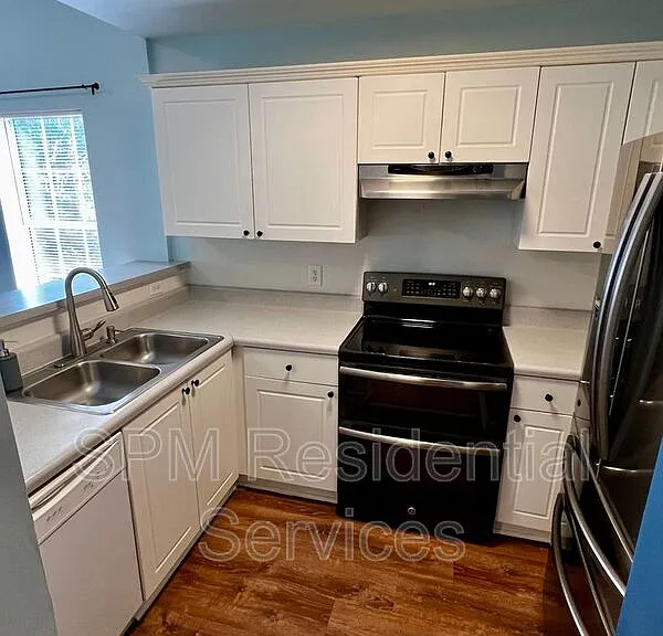 5061 Peachtree Ave — Photo 6