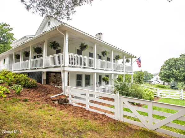 983 Creek Road, Crown Point, NY 12928