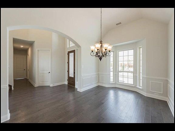 3rd image of 8002 Graystone Dr