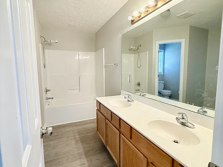 52 Linsey Ct — Photo 40