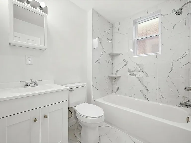 1924 W Westmoreland St — Photo 8