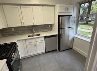 (Undisclosed Address), Fresh Meadows, NY 11365