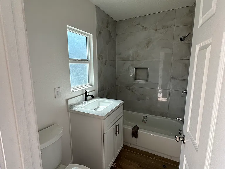 1220 W Shorb St #628 — Photo 1