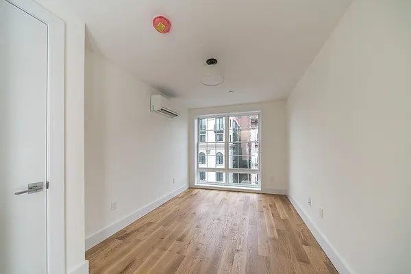 Rented by Compass | media 21