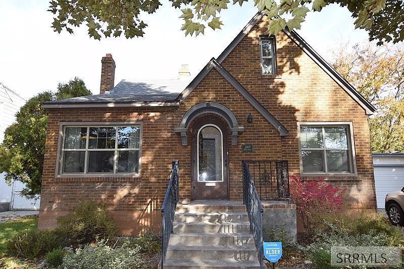1st image of 269 10th St