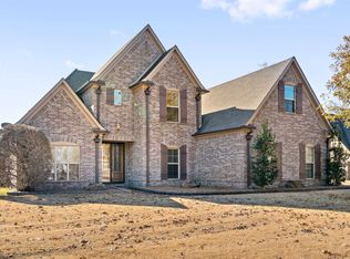 9677 Woodland Vista Dr, Cordova, TN 38018